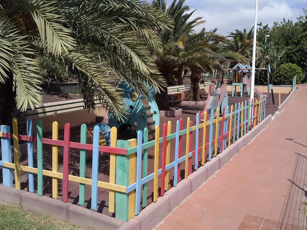 El Yate San Agustin (Gran Canaria)